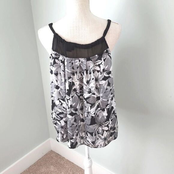 APOSTROPHE WOMEN'S FLOWY TOP WITH DRAWSTRING STRAPS THAT TIE IN FRONT SIZE LARGE - Picture 4 of 6